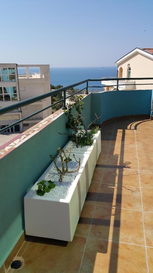 Apartmani Aida Ulcinj Buitenkant foto