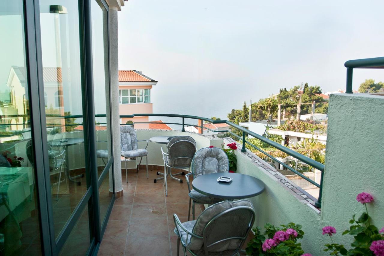 Apartmani Aida Ulcinj Buitenkant foto