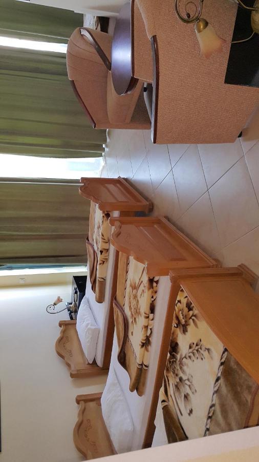 Apartmani Aida Ulcinj Buitenkant foto