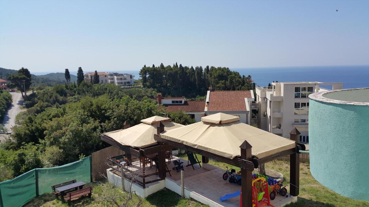 Apartmani Aida Ulcinj Buitenkant foto